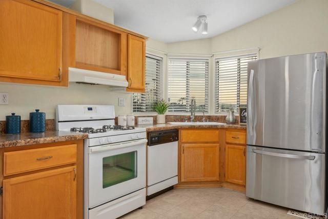 1600 E Vista Way 21, Vista, CA 92084