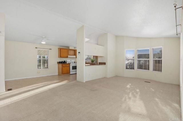 1600 E Vista Way 21, Vista, CA 92084