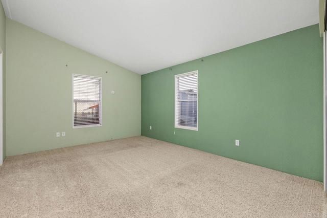 1600 E Vista Way 21, Vista, CA 92084