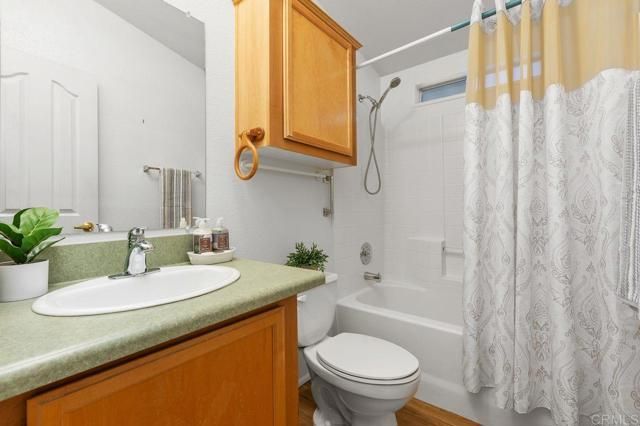 1600 E Vista Way 21, Vista, CA 92084