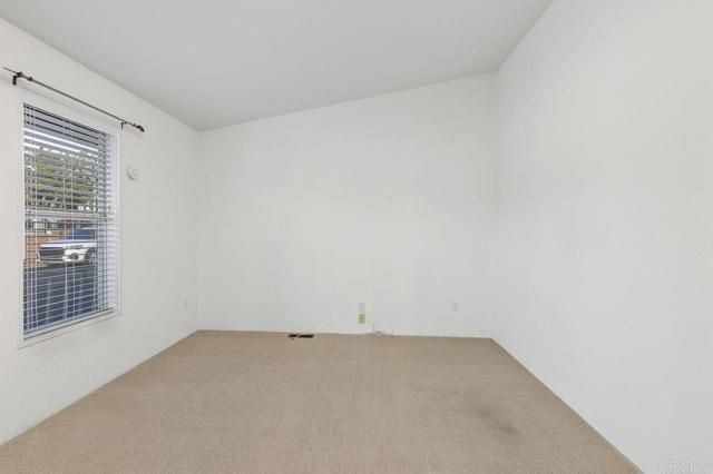 1600 E Vista Way 21, Vista, CA 92084