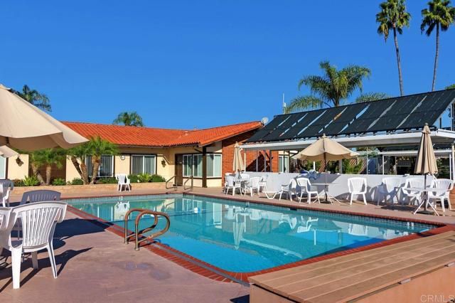 1600 E Vista Way 21, Vista, CA 92084