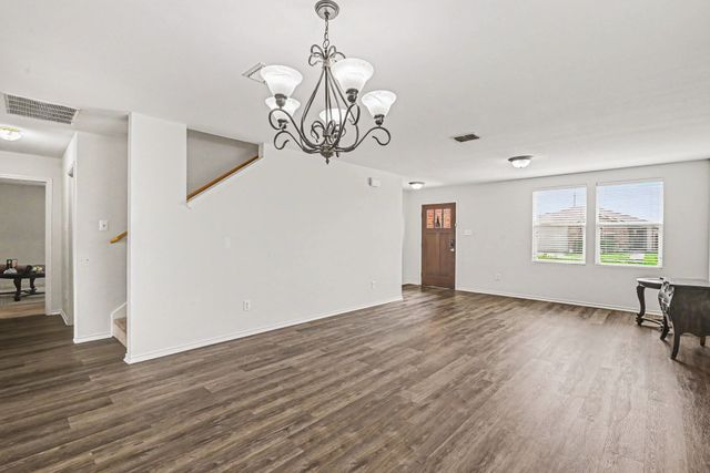 6220 Thoroughbred Trail, Denton, TX 76210