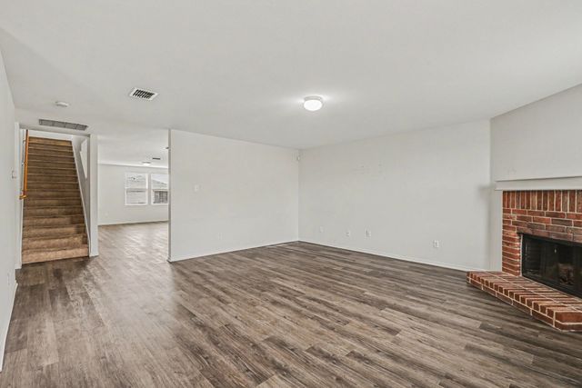 6220 Thoroughbred Trail, Denton, TX 76210