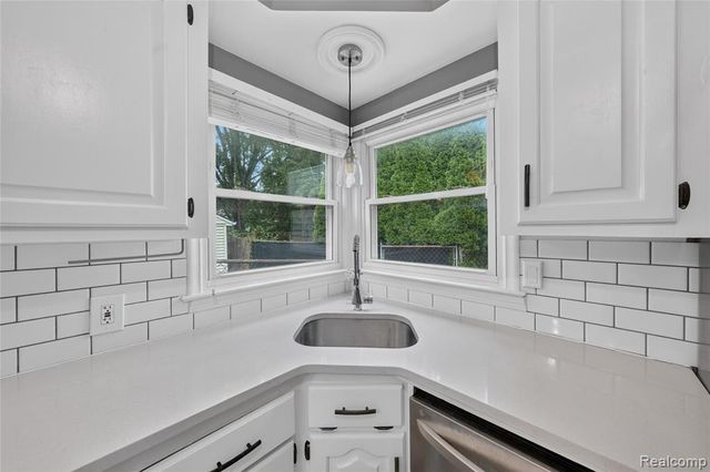 326 Walnut Avenue, Royal Oak, MI 48073