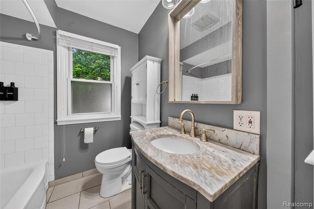 326 Walnut Avenue, Royal Oak, MI 48073