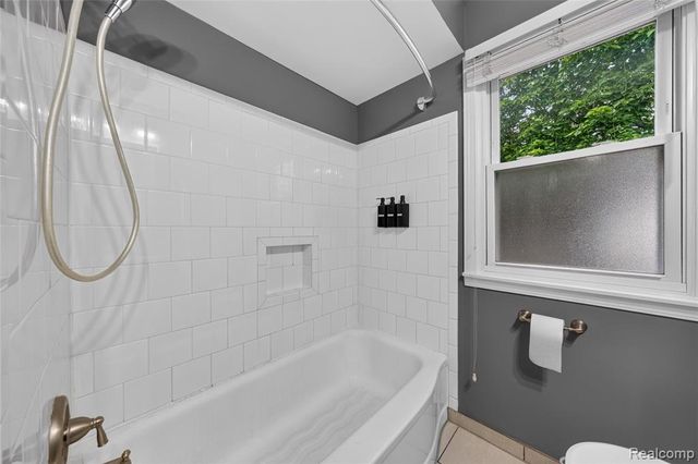 326 Walnut Avenue, Royal Oak, MI 48073