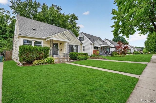 326 Walnut Avenue, Royal Oak, MI 48073