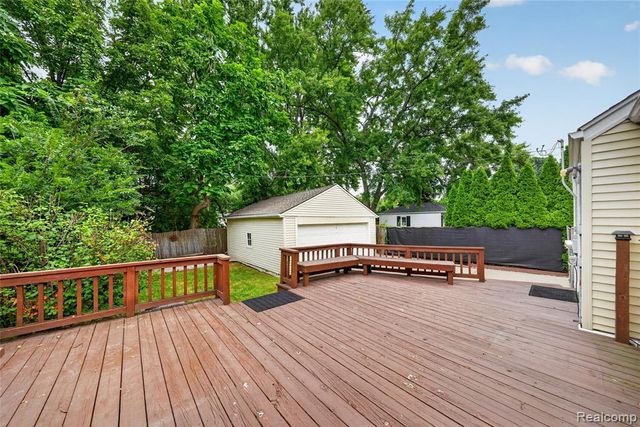326 Walnut Avenue, Royal Oak, MI 48073