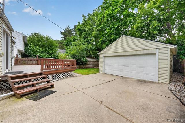 326 Walnut Avenue, Royal Oak, MI 48073