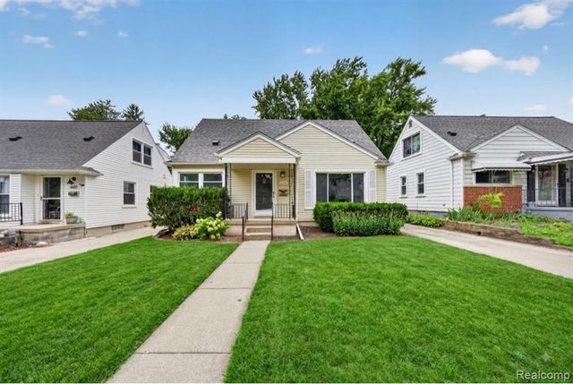 326 Walnut Avenue, Royal Oak, MI 48073