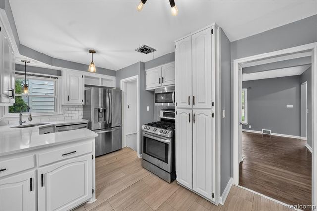 326 Walnut Avenue, Royal Oak, MI 48073