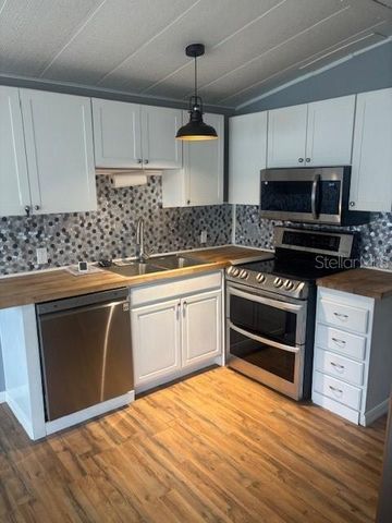 50989 HIGHWAY 27 233, Davenport, FL 33897