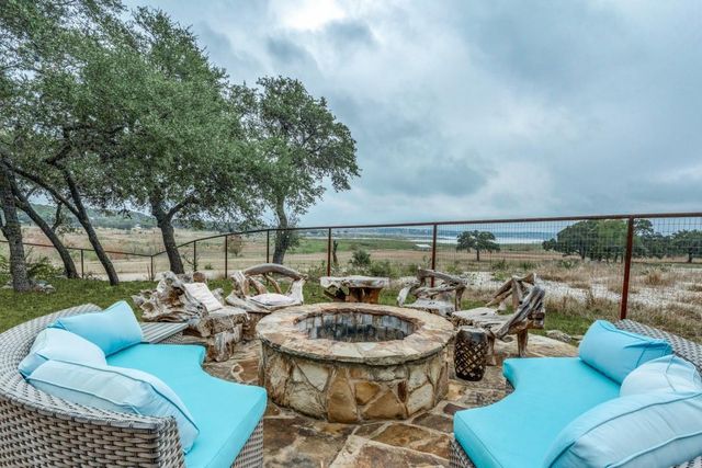 443 Big Bend Drive, Canyon Lake, TX 78133