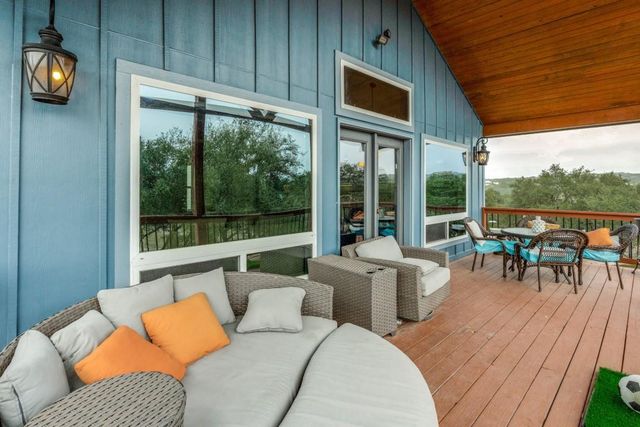 443 Big Bend Drive, Canyon Lake, TX 78133