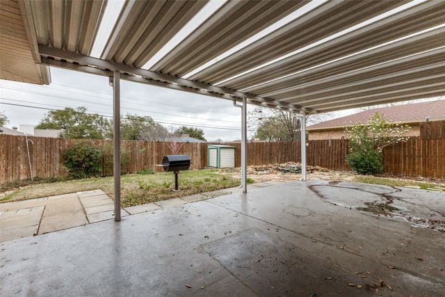 2223 Babalos Lane, Dallas, TX 75228