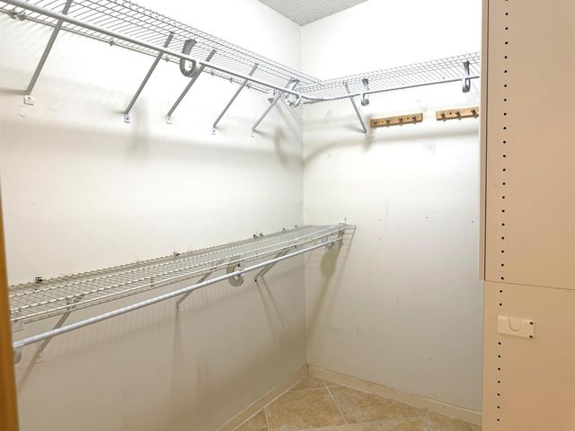 301 N Pine Island Road 265, Plantation, FL 33324
