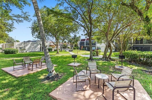 301 N Pine Island Road 265, Plantation, FL 33324