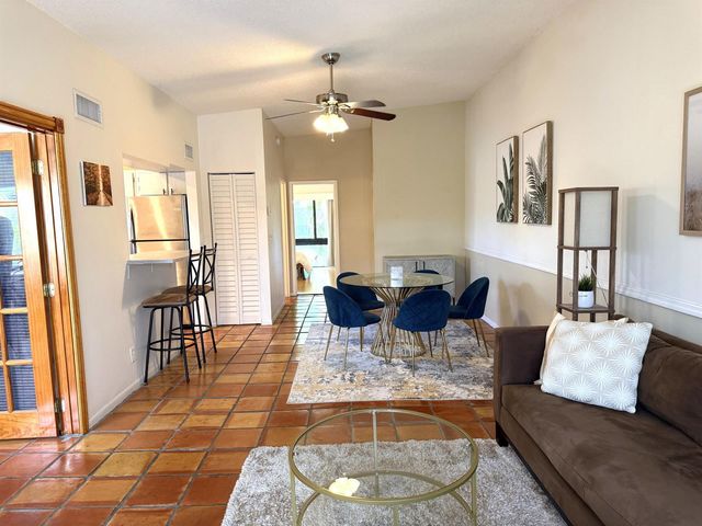 301 N Pine Island Road 265, Plantation, FL 33324