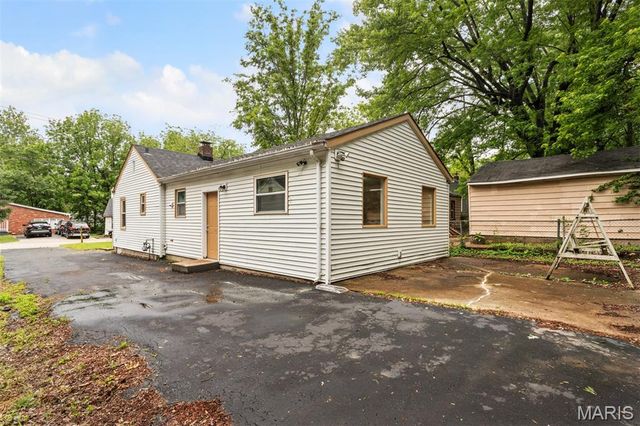 135 Grether Avenue, Hazelwood, MO 63135
