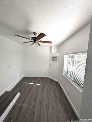 707 W Craig, San Antonio, TX 78212