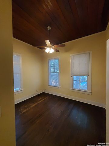 707 W Craig, San Antonio, TX 78212