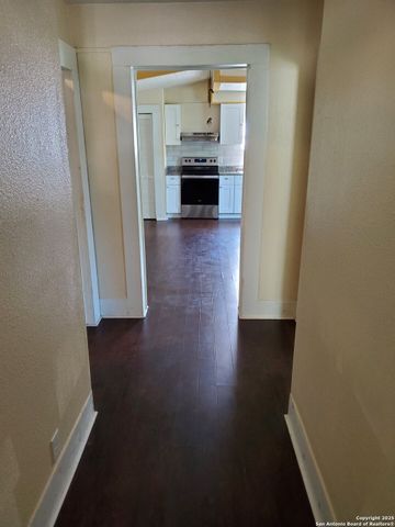 707 W Craig, San Antonio, TX 78212