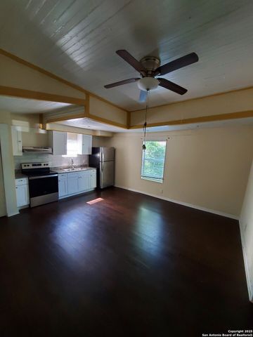 707 W Craig, San Antonio, TX 78212