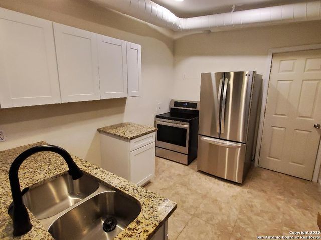 707 W Craig, San Antonio, TX 78212