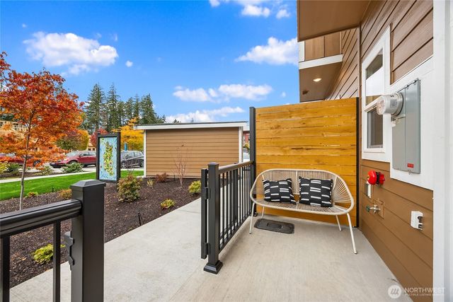 1351 Nolta Loop NE, Bainbridge Island, WA 98110
