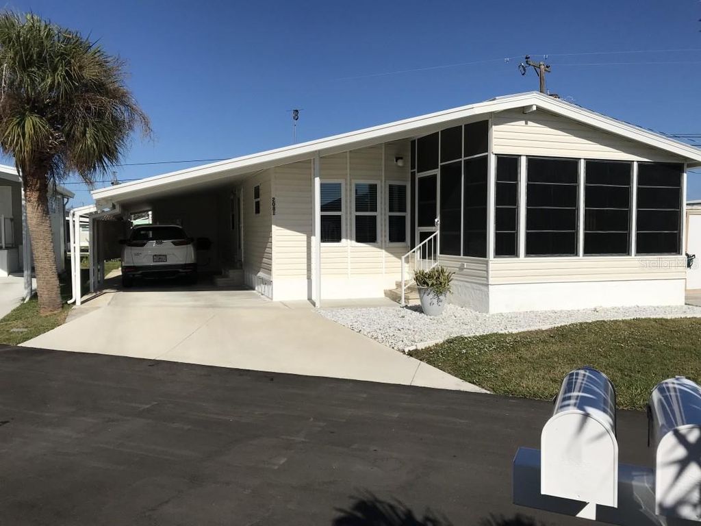 2081 DETROITER STREET, Sarasota, FL 34231