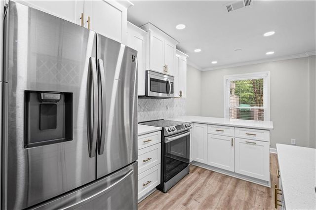 4844 Twin Lakes Trail, Atlanta, GA 30360