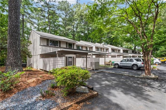 4844 Twin Lakes Trail, Atlanta, GA 30360