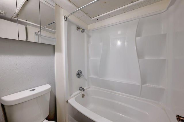 6903 Deatonhill DR 16, Austin, TX 78745