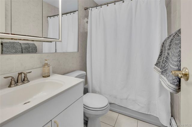 45 Richmond Boulevard 2B, Ronkonkoma, NY 11779