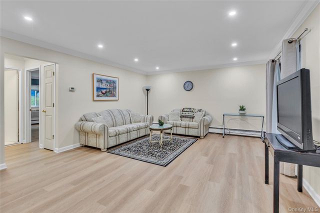 45 Richmond Boulevard 2B, Ronkonkoma, NY 11779