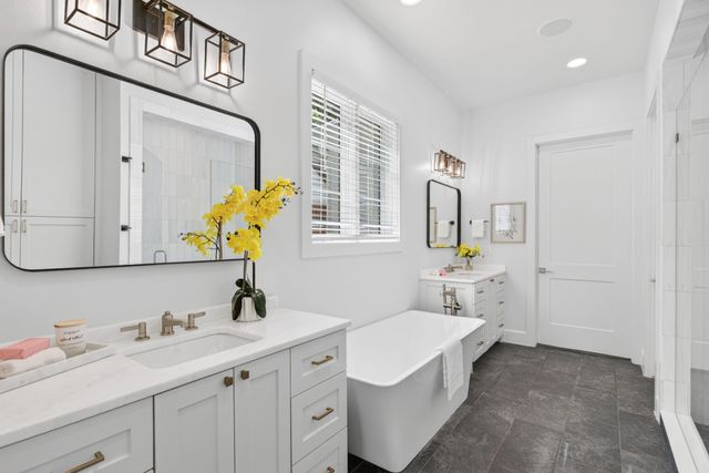 3837 Englewood Lane, Fort Worth, TX 76107