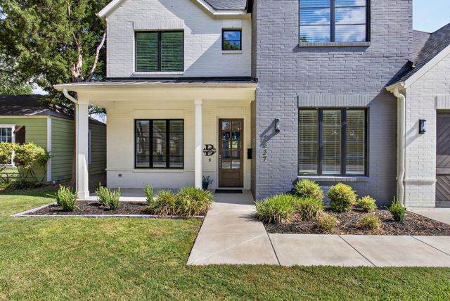 3837 Englewood Lane, Fort Worth, TX 76107