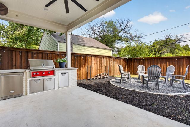 3837 Englewood Lane, Fort Worth, TX 76107