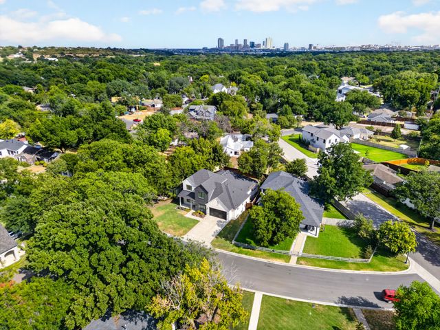 3837 Englewood Lane, Fort Worth, TX 76107