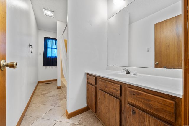 220 Lockhaven Point, Hot Springs, AR 71913