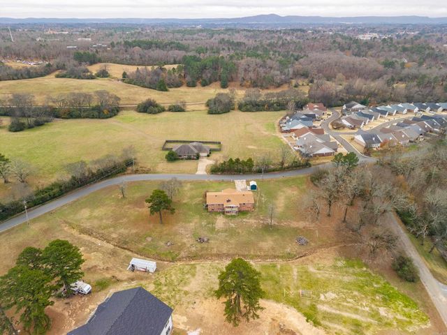 220 Lockhaven Point, Hot Springs, AR 71913