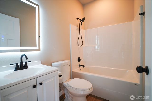 254 Skyler Way, Eatonville, WA 98328