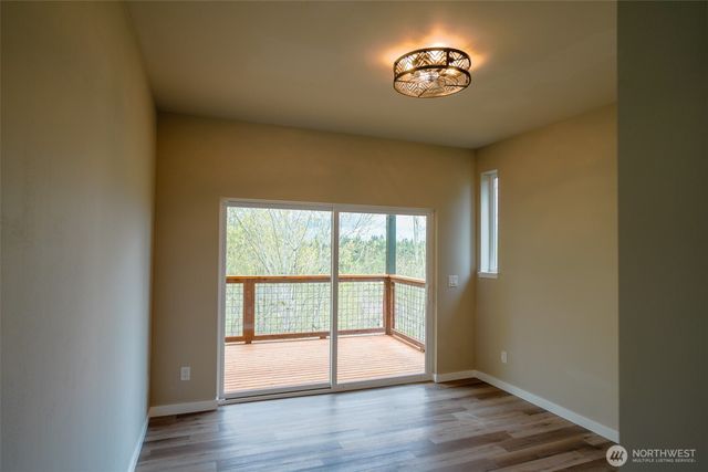 254 Skyler Way, Eatonville, WA 98328