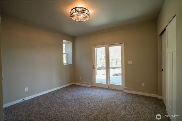 254 Skyler Way, Eatonville, WA 98328