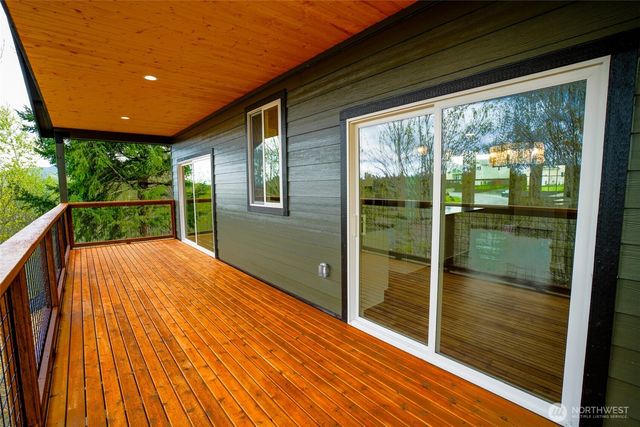 254 Skyler Way, Eatonville, WA 98328