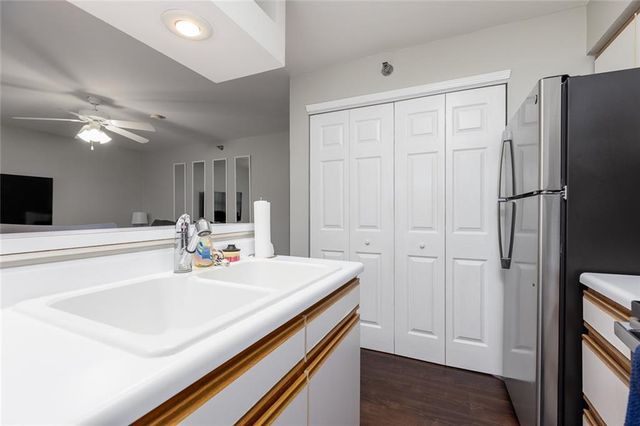 6834 N Olive Street, Gladstone, MO 64118