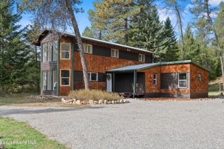 17561 E PERIMETER RD, Athol, ID 83801