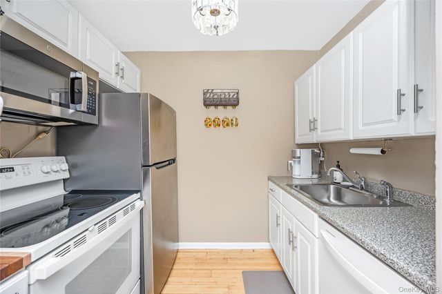 1 E Broadway 5G, Long Beach, NY 11561