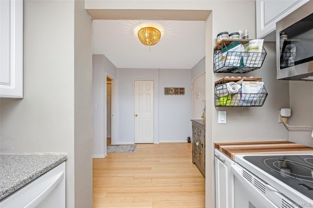 1 E Broadway 5G, Long Beach, NY 11561
